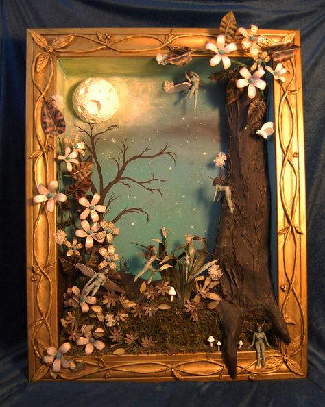 Unique Shadow Boxes, Glass Shadow, Box Artwork, Shadow Box Ideas, Glass Shadow Box, Book Art Sculptures, Fairy Box, Diy Shadow Box, Fairy Garden Designs