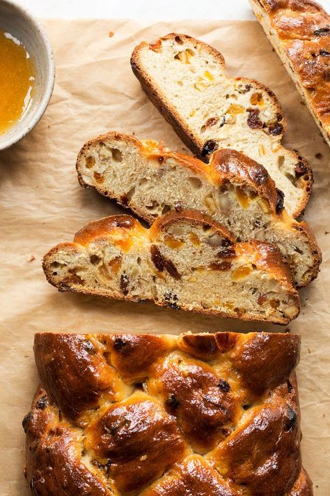 Vegan challah with fruit and nuts - Lazy Cat Kitchen Vegan Challah, Easter Breakfast Table, Jewish Bread, Lazy Cat Kitchen, Cat Kitchen, Braided Bread, Bread And Butter Pudding, Easter Bread, Challah Bread