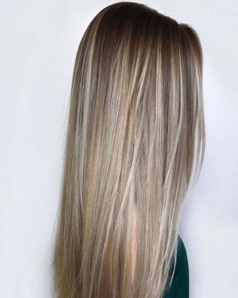 silky-fine-straightened-brunette-hair-with-highlights-in-different-shades-of-blonde-platinum-dark-blonde-balayage Sandy Blonde Hair, Dirty Blonde Hair, Brown Hair With Blonde Highlights, Blonde Hair Looks, Blonde Hair With Highlights, Trendy Hair Color, Brown Blonde Hair, Long Blonde, Long Blonde Hair