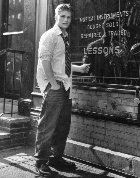 Chris Carmack by Bruce Weber for Abercrombie & Fitch (Fall 2000) #ChrisCarmack #BruceWeber #malemodel #model #actor #af #anf #abercrombie #abercrombieandfitch #bw #nyc Abercrombie And Fitch 2000s Ads, Chris Carmack, Models 90s, Bruce Weber, Vintage Abercrombie, Things To Do With Boys, 24 October, Louise Hay, Boy Aesthetic