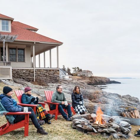 A Coastal Cottage in Maine Provides the Opportunity to Create Cherished Traditions for Generations to Come Upstate New York Cottage, Cottage In Maine, Maine Countryside, Maine Cottage Interiors, Maine Farmhouse, Rustic Island, Maine Style, Brunswick Maine, Coastal Cabin