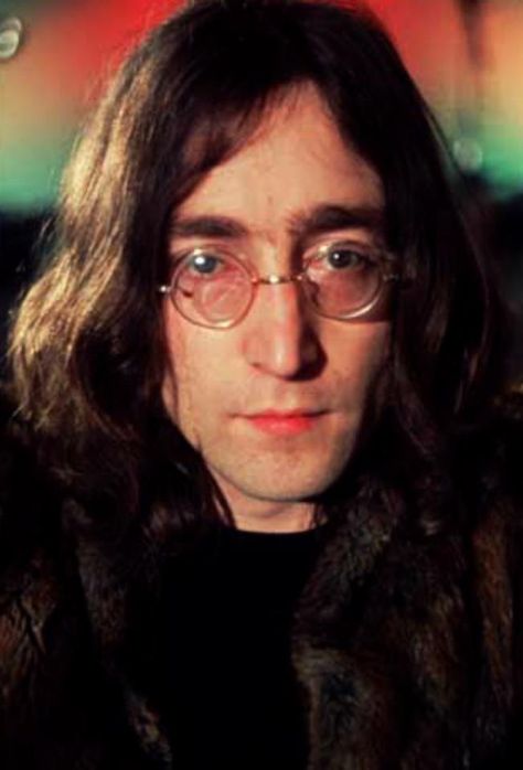 John with REALLY long hair! John Lennon 1969, Jhon Lennon, Love John Lennon, John Lemon, The White Album, Imagine John Lennon, Liverpool Uk, Bug Boy, John Lennon Beatles