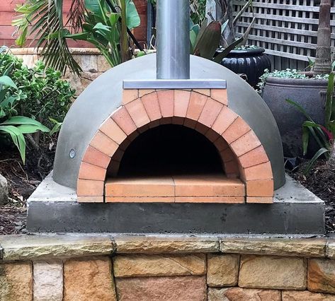 Refractory Brick Wood Fired Pizza Oven Kits - Sydney Fire Bricks Woodfired Pizza Oven, Fire Bricks, Oven Diy, Pizza Oven Kits, Wood Burning Pizza Oven, Refractory Brick, Wood Fired Cooking, Diy Pizza Oven, Open Fire Cooking