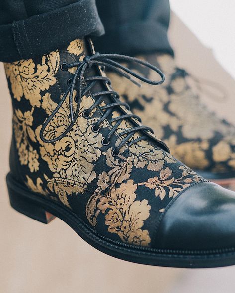 Details ❤️🔥 Floral Jacks are now available!! Taft Shoes, Heel Taps, Floral Boots, Linen Casual, Martin Boots, Leather Pattern, Lace Up Ankle Boots, Vintage Casual, Artificial Leather