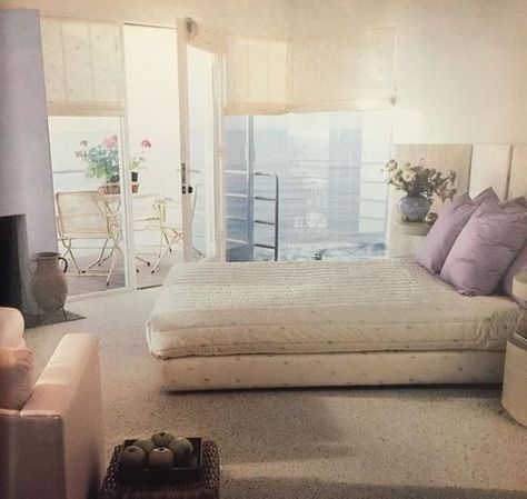 From the Archives: Soft Pastels from 1982  - HouseBeautiful.com 80s Interior Design Bedroom, Postmodern Bedroom, 90s Interior Design, 80s Bedroom Ideas, 80s Bedroom Furniture, 1980s Decor, 90s Interior, 80s Bedroom Aesthetic, 80s Interior Design