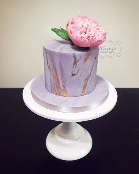 Purple Marble Cake, 1920s Cake, Purple Cakes Birthday, 18th Cake, Purple Cakes, Baby Shower Brunch, Marble Cake, Purple Marble, 30th Birthday Parties