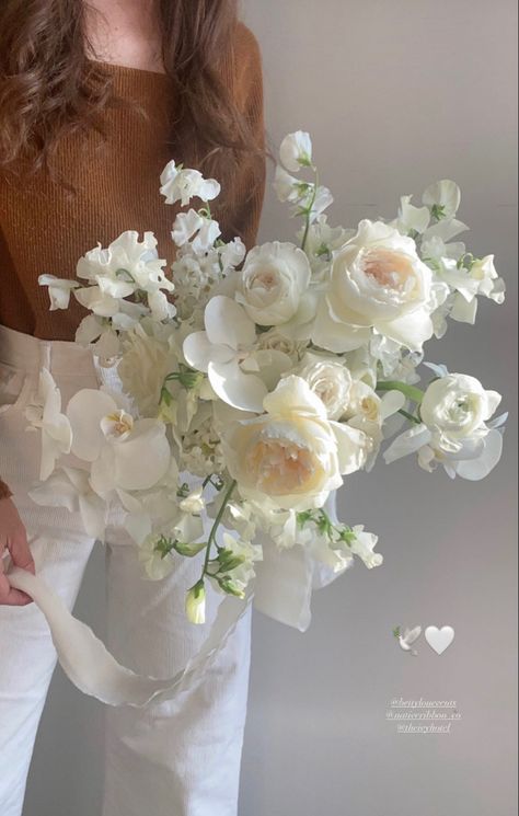 Bridal Bouquet Flowers, Boda Mexicana, White Bridal Bouquet, 2024 Wedding, White Bouquet, January 15, Wedding 2024, Wedding Aesthetic, Bride Bouquets