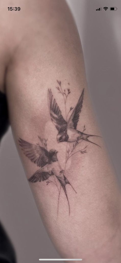 Sparrow Tattoo Realistic, Sparrow Carrying Flower Tattoo, Love Birds Tattoos, 2 Birds Flying Tattoo, Floral Bird Tattoo Design, Garden Bird Tattoo, Bird Tatoos Woman Arm, Realistic Swallow Tattoo Design, Sparrow And Flower Tattoo