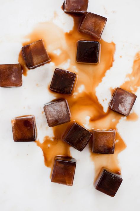 Iced Coffee Cubes - so your iced coffee doesn't get diluted! Coconut Milk Coffee, Coffee Vibes, Coffee Ice Cubes, Ice Coffee Recipe, Vanilla Coffee, Half Baked Harvest, Coffee Cubes, Coffee Photography, Summer Kitchen