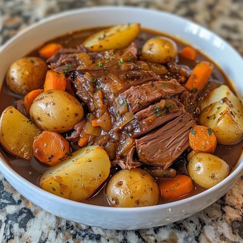 Elsa Kitchen | Classic Comfort Pot Roast with Carrots and Potatoes 😋 | Facebook Pot Roast Aesthetic, Roast Aesthetic, Pot Roast Potatoes And Carrots, Roast Beef Potatoes And Carrots, Pot Roast With Potatoes Carrots And Onions, Chuck Roast Potatoes And Carrots, Slow Cooker Pot Roast With Potatoes And Carrots, Pot Roast With Carrots, Beef Chuck Roast