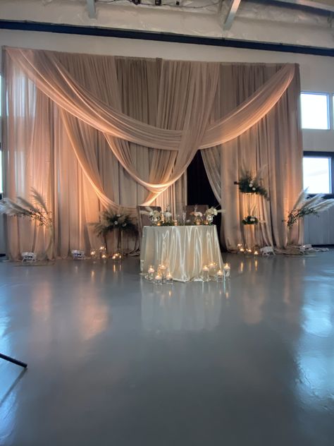 Draped Room Wedding, Drape Backdrop Ideas, Drapery For Wedding Reception, Wedding Ceremony Drapery, Wedding Royal Theme, Wedding Arch Drapery Ideas, Draped Fabric Backdrop, Picture Wall Wedding Backdrop Ideas, Backdrop Draping Ideas