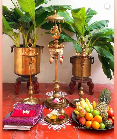 Laxmi Pujan, Door Flower Decoration, Mandir Ideas, Ganpati Decoration Theme, Indian Decoration, Varalakshmi Vratham, Puja Items, Pooja Decoration, Brass Decoration