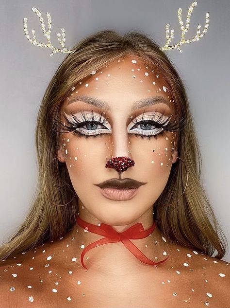 Christmas Creative Makeup Looks, Christmas Fantasy Makeup, Christmas Characters Makeup, Christmas Character Makeup, Christmas Creative Makeup, Gingerbread Makeup Look, Artistry Makeup Looks, Elf On The Shelf Makeup, Makeup Look Asian