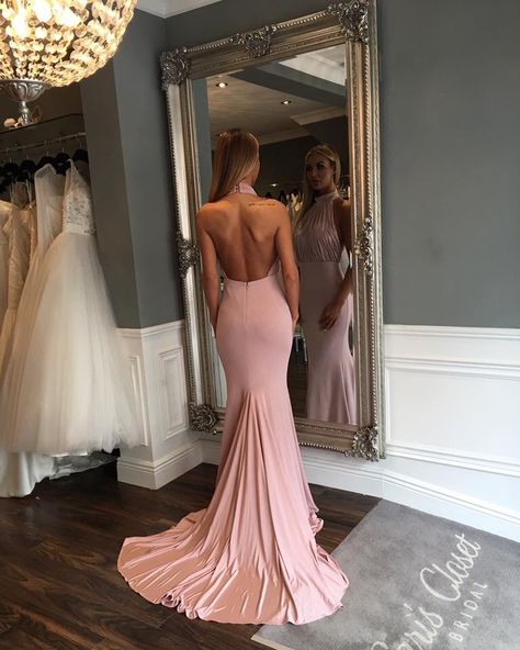 Pinterest : @billiemaecliffo Debs Dresses Ireland, Debs Dresses, Ireland Dress, Deb Dresses, Prom Makeup, Special Occasion Dresses, Backless Dress Formal, Gorgeous Dresses, Mermaid Formal Dress