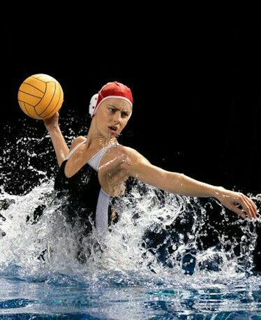 Water Polo Girls, Pair Skating, Shooting Sport, Water Polo Players, Sports Scores, Synchronized Swimming, Competitive Swimming, Roller Girl, Ice Dance