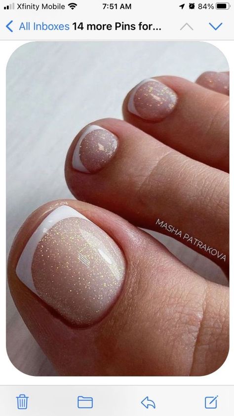 French Toe Nails, French Pedicure Designs, Feet Nail Design, Pedicure Designs Toenails, French Pedicure, Gel Pedicure, Gel Toe Nails, Toe Nail Color, Pretty Toe Nails