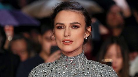 Keira Knightley refuses to film nude scenes after becoming a mother of two | Fox News Jim Kerr, The Edge Of Love, Bend It Like Beckham, Simple Minds, Love Actually, Keira Knightley, English Actresses, Two Daughters, Pride And Prejudice