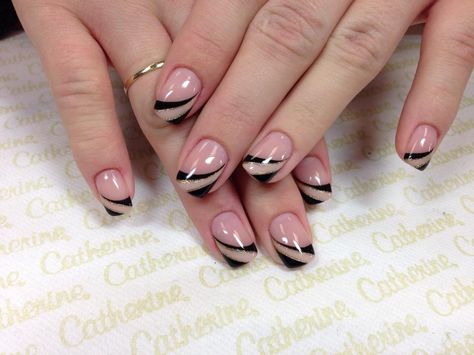 #nail #nails #nailart Multiple French Nail Art, Simple And Cute Nails, French Nail Art Designs, Nail Inspired, Make Nails, 2023 Nail, Manicure Designs, Unghie Nail Art, Nails Art Designs