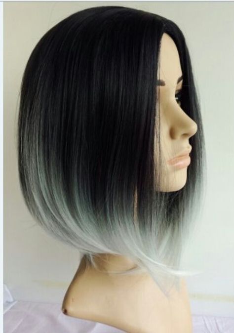 Black silver ombre Bob Ombré Short Hair, Grey Ombre Hair, Ombre Blond, Ombre Bob, Crochet Hair Extensions, Silver Ombre, Cooler Style, Silver Hair Color, Grey Ombre