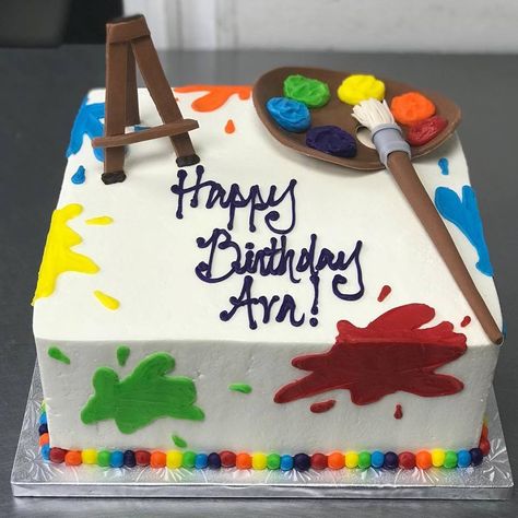 Cake Splatter Cake, Art Inspired Cakes Birthday, Birthday Cake Art Theme, Painting Themed Cake, Paint Splatter Birthday Cake, Paint Themed Birthday Party Cake, Painter Cake Ideas Art Birthday, Paint Pallet Cake, Paint Party Cake Ideas