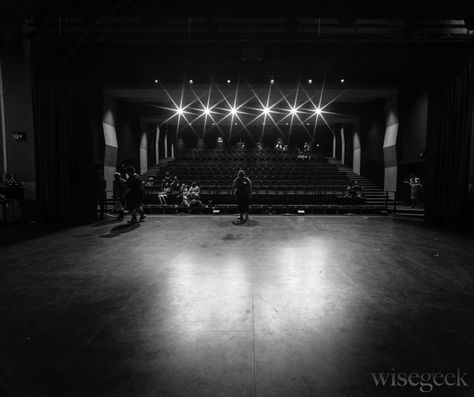 Great Comet Of 1812, Commercial Music, Theatre Interior, Box Studio, Drive In Theater, Theatre Design, Focus Photography, Theater Seating, Music Venue