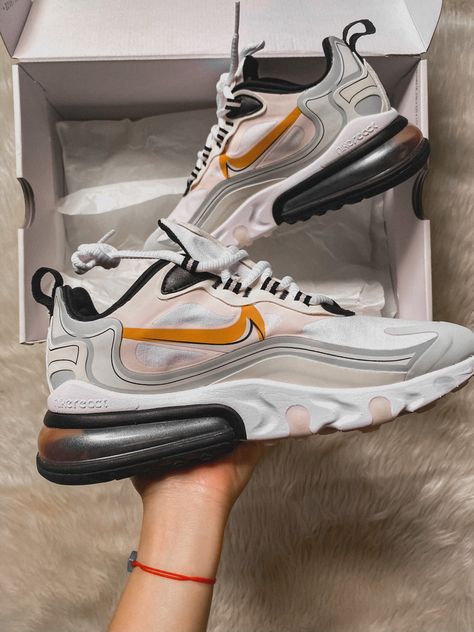 Loved the colors you can mix and match any outfits. Mix And Match, Air Max Sneakers, Air Max, Nike Air Max, Nike Air, Sneakers Nike, Nike, Sneakers, Color