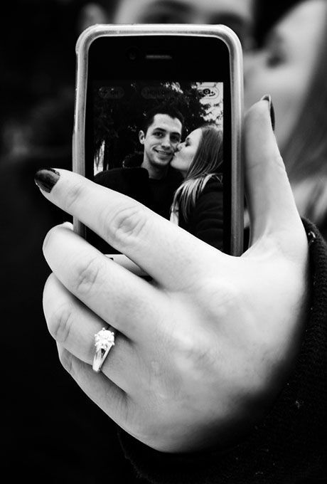 Wedding Rings Country, Engagement Reveal, Engagement Ring Selfie, Country Wedding Pictures, Engagement Announcement Photos, Creative Engagement Photo, Ring Selfie, Country Engagement, Ruby Wedding