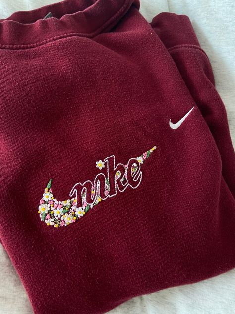 Nike embroidered sweatshirt #embroidery #nike #handmade #athleisure Embroidered Tee Diy, Handmade Nike Sweatshirt, Nike Sweater Embroidery, Nike Embroidered Sweatshirt, Custom Nike Sweatshirt, Nike Embroidery Sweatshirt, Cute Nike Embroidery Sweatshirt, Nike Embroidery, Hand Embroidered Sweatshirt Nike