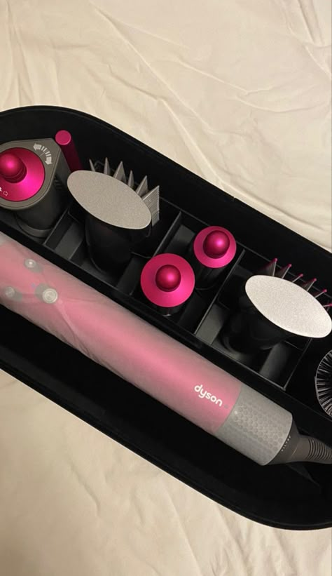 Dyson Aesthetic, Airwrap Dyson, Beautiful Summer Wallpaper, Dyson Airwrap, Glam Room, Perfume Design, Bangles Jewelry Designs, Body Skin Care Routine, Hair Journey