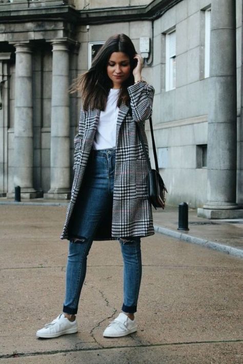 13 Outfits casuales de Invierno que amarás - Magazine Feed 13 Outfits, Chique Outfit, Casual Chic Outfits, Outfit Chic, Thrifted Outfits, Outfit Trends, Casual Winter Outfits, Outfits Casual, Office Outfits