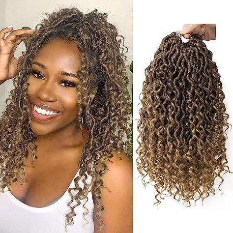 Crotchet Locs Black Women, Crochet Braids For Black Women, Bohemian Crochet Braids, Locs Bohemian, Faux Locs Colored, Boho Goddess Locs, Curly Faux Locs Crochet, Hair Short Curly, Goddess Locs Crochet