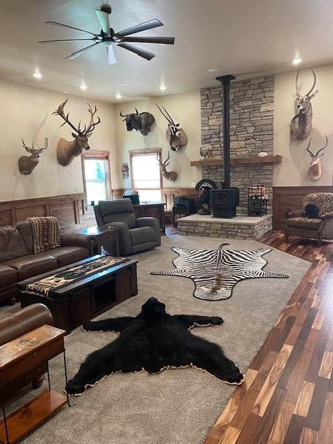 Hunting House Decor, Hunting Room, Taxidermy, Future House, Game Room, Hunting, Home Ideas, Quick Saves