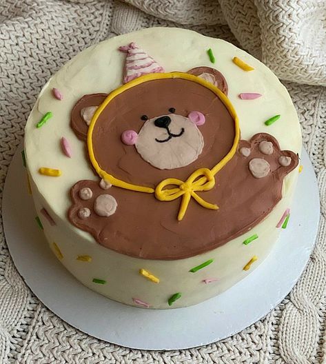 Bento Cake Cute, Teddy Cake, Bear Birthday Cake, Teddy Bear Cake, Cake For Boyfriend, Bento Cakes, Teddy Bear Cakes, Korean Cake, Funny Birthday Cakes