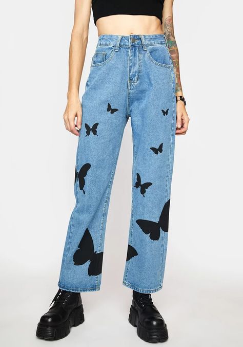 Crop Top And Jeans, Denim Butterfly, Butterfly Jeans, Butterfly Crop Top, Butterfly Clothes, Dresses Two Piece, Versace Gown, Top And Jeans, Desi Style