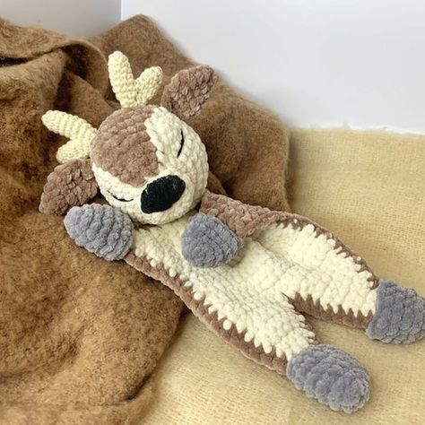 Crochet Pattern Lovey, Lovey Blanket Pattern, Security Blanket Crochet Pattern, Crochet Security Blanket, Lovey Crochet Pattern, Deer Plush, Lovey Crochet, American Crochet, Crochet Deer