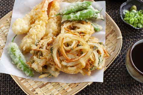 Copycat Trader Joe’s Vegetable Bird’s Nests Recipe (Kakiage Tempura) Vegetable Birds Nest Recipe, Okra Tempura, Tempura Oyster Mushrooms, Vegan Tempura Vegetables, Birds Nests Recipe, Tuna Poke Bowl Recipe, Spam Musubi Recipe, Tempora Batter Tempura Vegetables, Julienned Carrots