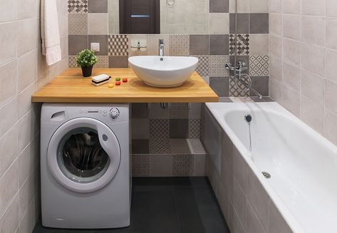 Washing Machine Under Sink, Mini Bad, Tiny Kitchen Design, Bathroom Design Layout, Bad Inspiration, Tiny Bathroom, Cabin Design, Bathroom Renos, Laundry Room Design