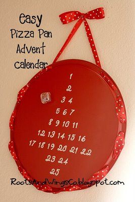 Ideas For Small Gifts, Diy Countdown To Christmas, Cookie Sheet Crafts, Diy Countdown, Countdown Till Christmas, Homemade Advent Calendar, Advent Calendar Pattern, Xmas Countdown, Homemade Advent Calendars