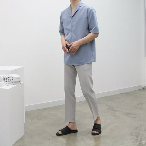 Outfits Philippines, Mens Ootd, Philippines Outfit, Korean Style Men, Pants Korean Style, Korean Mens Fashion, Minimalist Fashion Men, Pants Korean, Outfit Plan