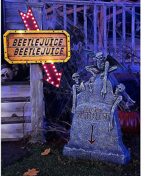 LED Here Lies Beetlejuice Tombstone - Spirithalloween.com Here Lies Beetlejuice, Beetlejuice Tombstone, Beetlejuice Sign, Halloween Beetlejuice, Halloween Juice, Goth Room, Spooky Graveyard, October Decorations, Here Lies