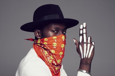 Theophilus London (25 Magazine) Bandana Over Face, Theophilus London, Cowboy Bandana, Male Models Poses, Southern Gothic, Face Reference, Artist Management, Kawaii Accessories, Contemporary Photographers