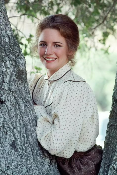 Melissa ..Laura gais .. ok Ingalls Family, Equal Rights For Women, Melissa Gilbert, Michael Landon, Popular Tv Series, Laura Ingalls Wilder, La Prairie, Little House On The Prairie, Laura Ingalls