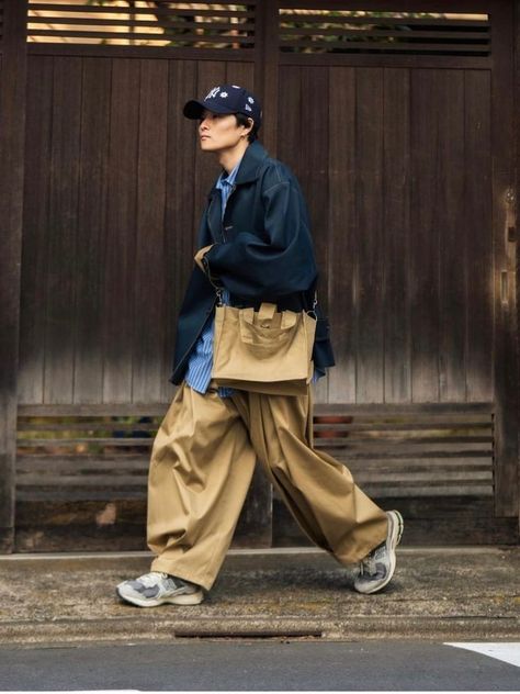 Japanese Street Fashion Men, Surf Style Men, Japanese Mens Fashion, Japanese Street Wear, Japan Fashion Street, Mens Smart Casual Outfits, Trendy Boy Outfits, Concept Clothing, Dad Fashion