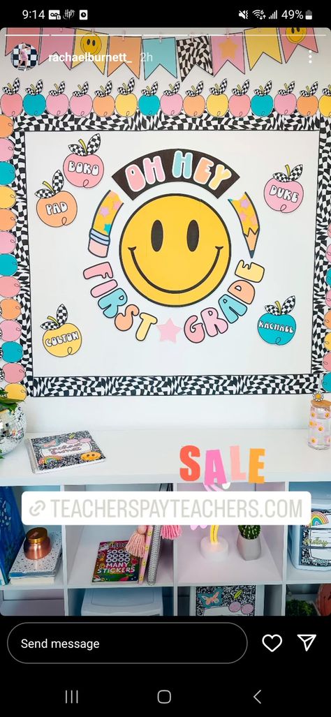 Retro Preschool Classroom, Smiley Face Bulletin Board, Groovy Brights Classroom, Groovy Classroom Theme Preschool, Smiley Face Bulletin Board Ideas, Groovy Theme Classroom, Smiley Face Classroom Theme, Groovy Bulletin Board Ideas, Retro Theme Classroom