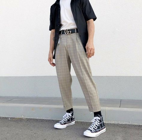 Street Style Outfits Men, Mens Outfit Inspiration, Elegante Casual, Mens Fashion Streetwear, Stylish Mens Outfits, Men Fashion Casual Outfits, Streetwear Men Outfits, Moda Vintage, Street Style Outfit