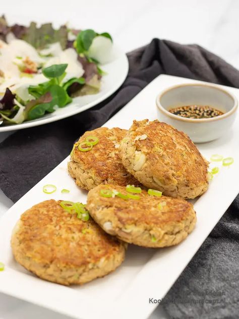 Keto tonijnburgers met sojadip ⋆ Keto recepten ⋆ Recipes For Food, Keto Lunch, Go For It, Weight Watchers, Low Carb Recipes, Diner, Food Drinks, Healthy Food, Low Carb