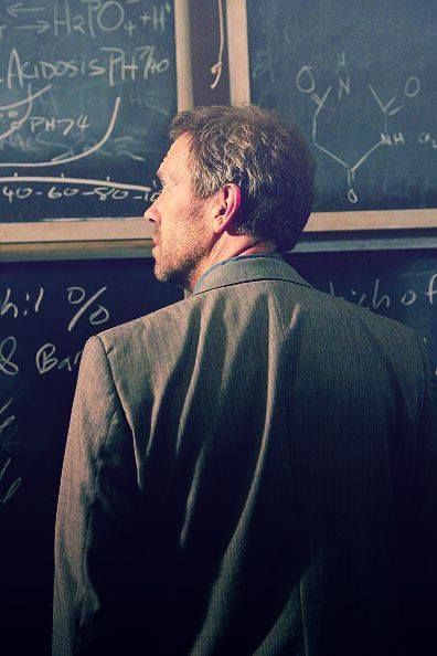 Hugh Laurie House And Wilson Wallpaper, Dr House Aesthetic, Dr House Icon, Dr House Wallpapers, House Md Quotes, House And Wilson, Medical Poster, Medical Series, Everybody Lies