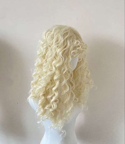 Angelic Hairstyles, Angelic Hair, White Curly Hair, Blonde Curly Wig, Hair Doctor, Blonde Curly Hair, Hair White, Natural Gray Hair, Kawaii Hairstyles