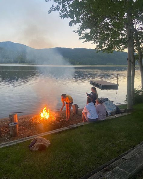 Lake Mom Aesthetic, Summer Midwest Aesthetic, Summer In Minnesota, Cabin Aesthetic Summer, Vermont Summer Aesthetic, Messy Summer Aesthetic, Summer Aesthetic Midwest, Vermont Aesthetic Summer, Canadian Summer Aesthetic