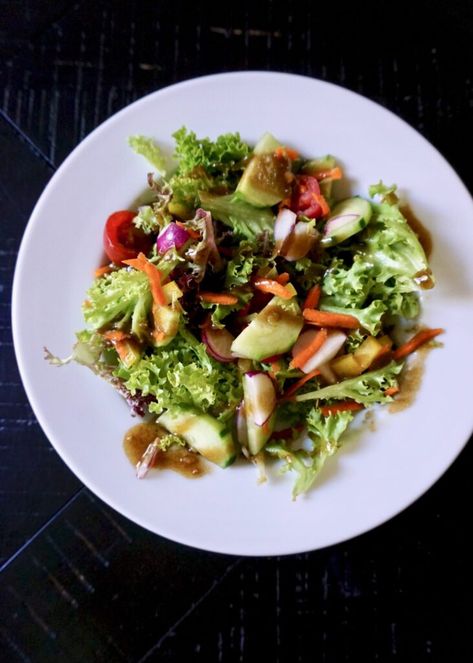 Salad With Balsamic Vinaigrette, Honey Balsamic Vinaigrette, Mixed Green Salad, Cherries Salad, Balsamic Vinaigrette Recipe, Chicken Broccoli Rice Casserole, Basil Vinaigrette, Salad Inspiration, Salads To Go